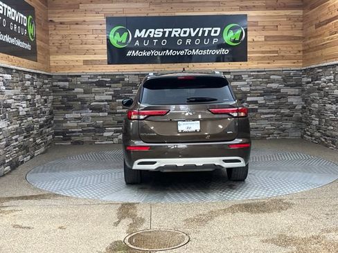 Used 2022 Mitsubishi Outlander SEL AWD/4WD image 11