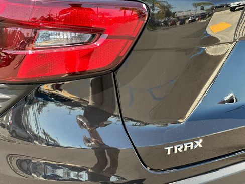 New 2026 Chevrolet Trax LS w/ LS Convenience Package FWD image 25