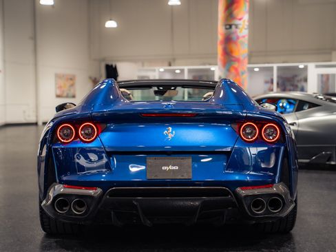 Used 2021 Ferrari 812 GTS RWD image 20