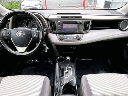 Used 2013 Toyota RAV4 XLE AWD/4WD image 7