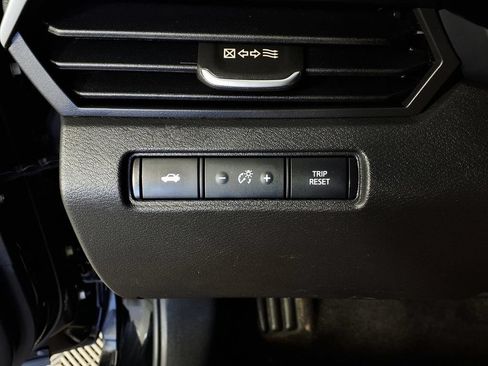 Used 2024 Nissan Altima 2.5 S FWD image 24