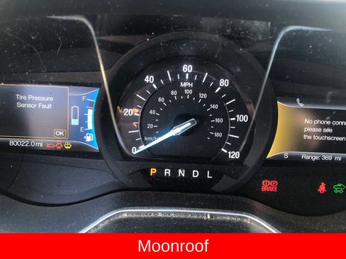 Used 2017 Ford Fusion Energi SE FWD image 2