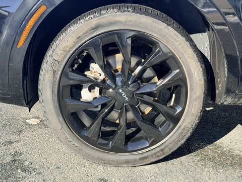 Used 2022 Kia Sorento SX image 28