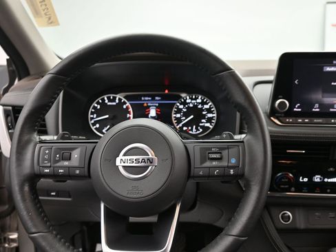 Used 2021 Nissan Rogue SL AWD/4WD image 20