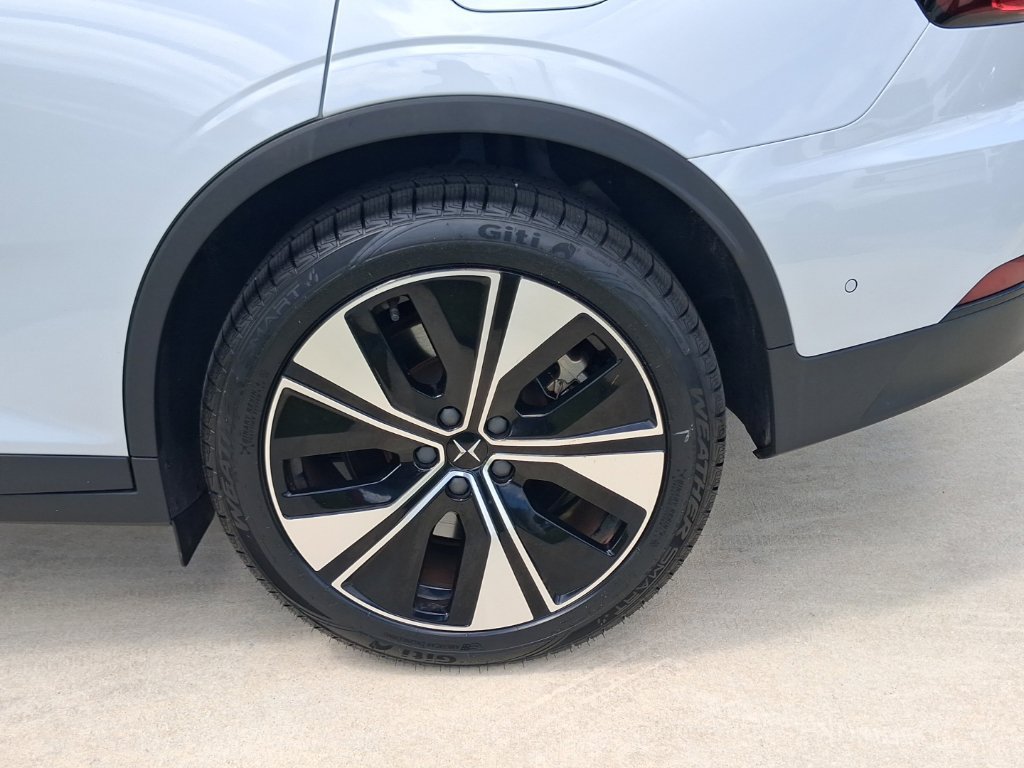 Used 2024 Polestar Polestar 2 AWD/4WD image 4