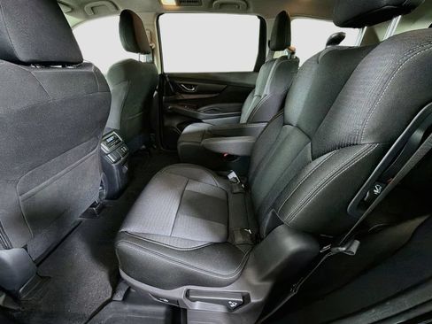 Used 2024 Subaru Ascent Premium w/ Convenience Package AWD/4WD image 23