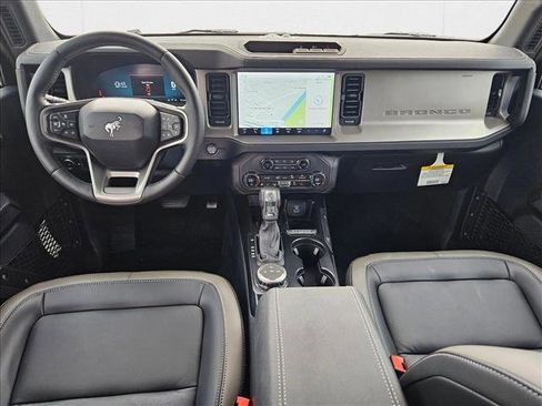 New 2025 Ford Bronco Outer Banks image 15