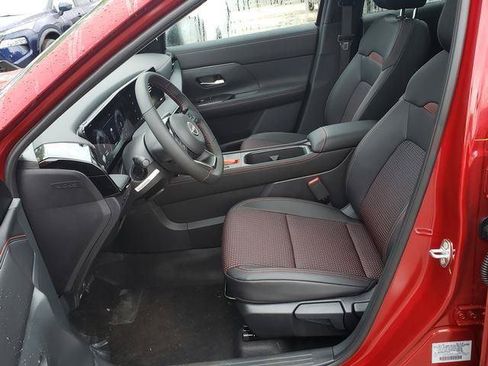 New 2026 Nissan Kicks SR w/ SR Premium Package AWD/4WD image 11