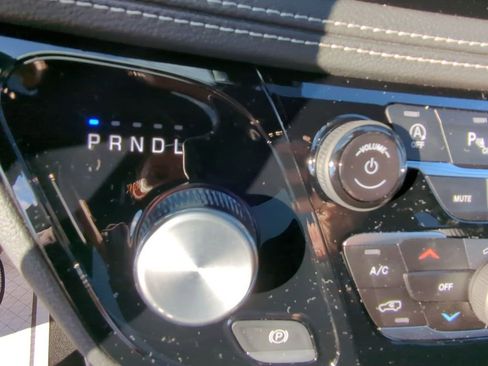 New 2026 Chrysler Pacifica Limited image 20