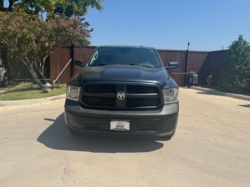 Used 2018 RAM 1500 Express RWD image 5