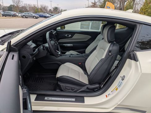 Certified 2025 Ford Mustang GT Premium w/ 60th Anniversary Package image 12