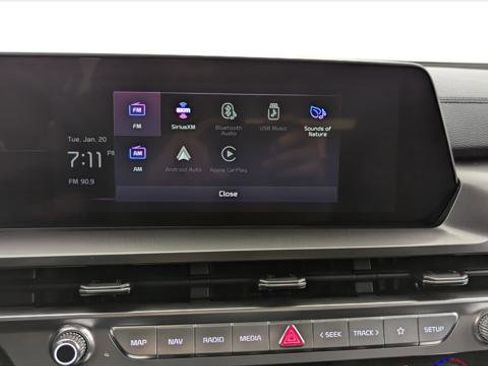 Used 2025 Kia Telluride S image 28