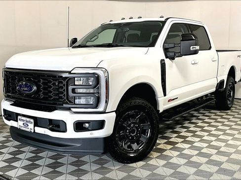 Used 2024 Ford F250 Lariat w/ Lariat Ultimate Package image 2