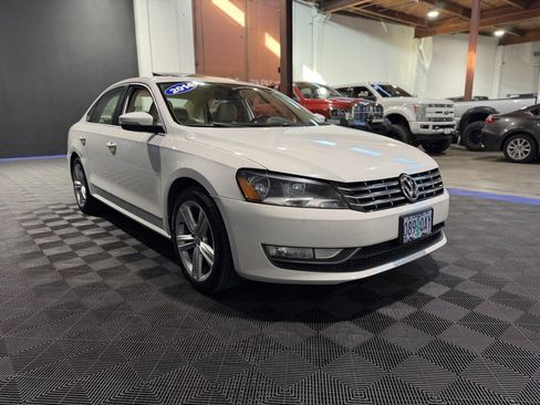 Used 2014 Volkswagen Passat TDI SE image 6