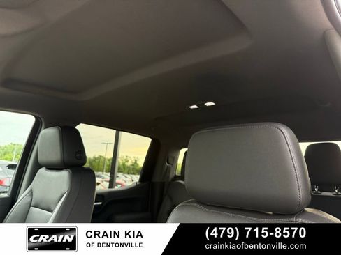 Used 2019 GMC Sierra 1500 SLT w/ SLT Premium Plus Package AWD/4WD image 20