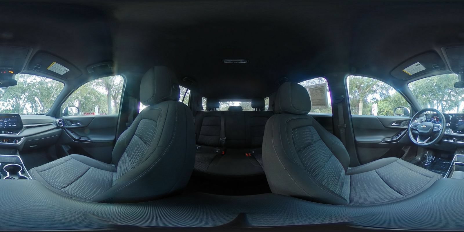 Used 2025 Chevrolet Equinox LT FWD image 40