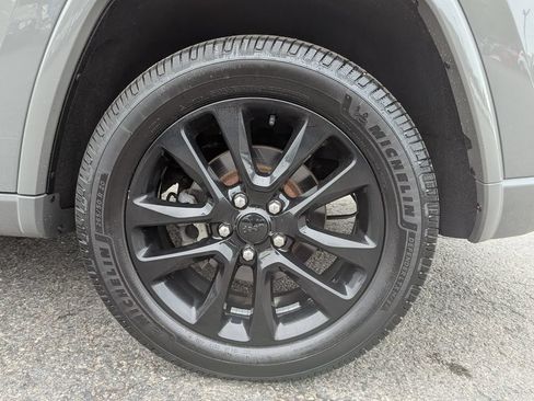 Used 2020 Jeep Grand Cherokee Altitude AWD/4WD image 55