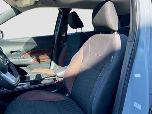 Used 2021 Nissan Kicks SR image 19