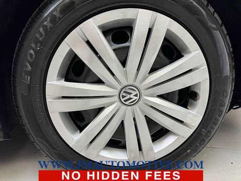 Used 2017 Volkswagen Jetta S FWD image 9