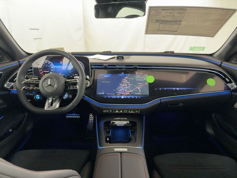 New 2026 Mercedes-Benz E 53 AMG e 4MATIC Sedan image 16