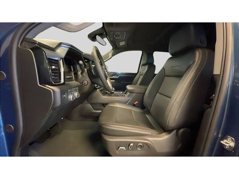 Used 2026 GMC Sierra 1500 Denali w/ Technology Package AWD/4WD image 12