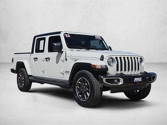 Used 2022 Jeep Gladiator Overland w/ Popular Equipment Package AWD/4WD video 3