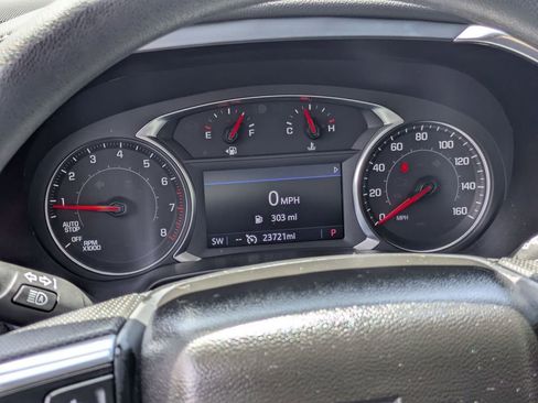 Used 2025 Chevrolet Blazer LT AWD/4WD image 19