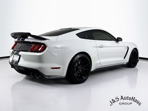 Used 2019 Ford Mustang Shelby GT350 w/ Technology Package RWD image 7