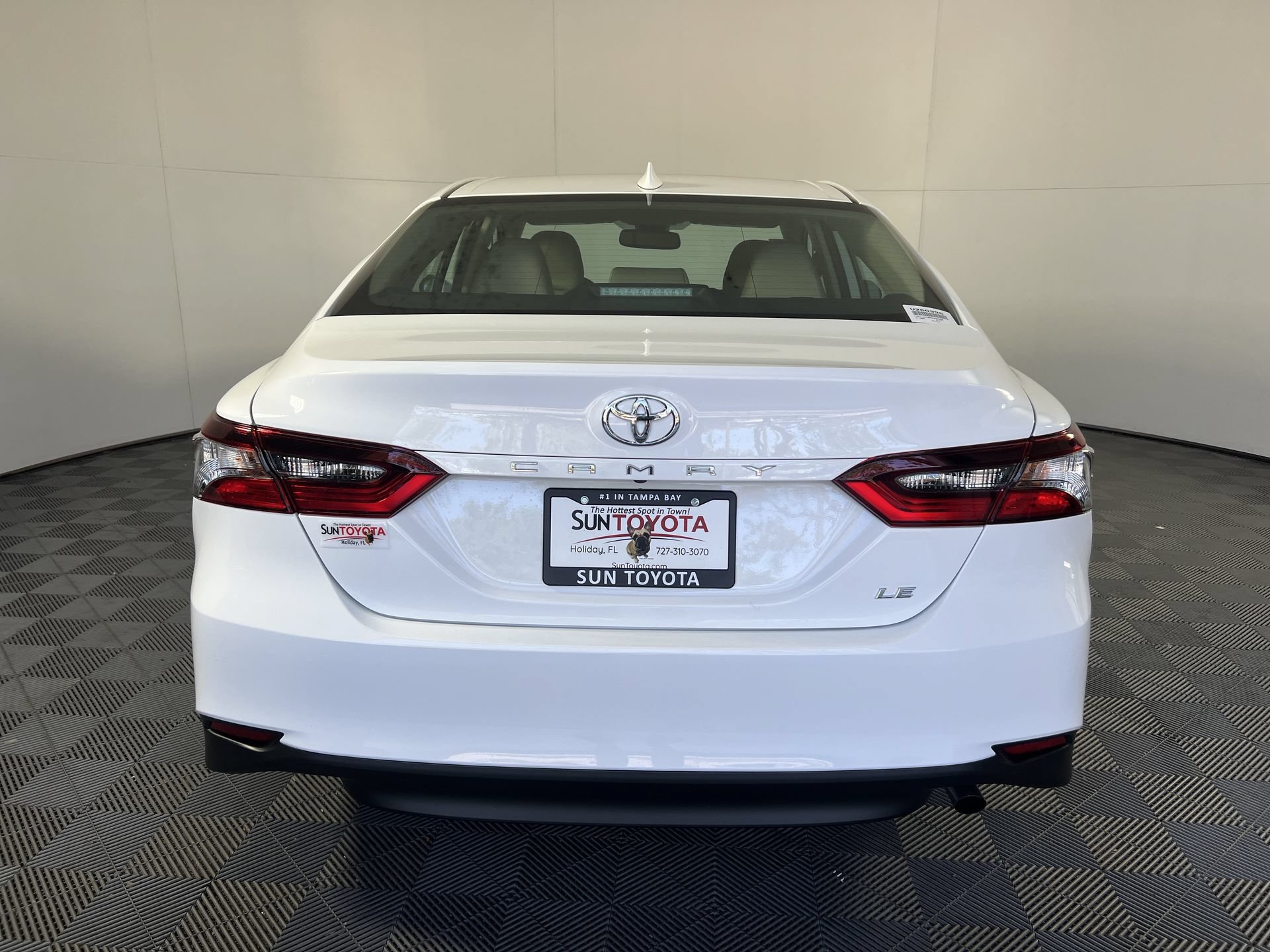 Used 2024 Toyota Camry LE w/ Convenience Package FWD image 5