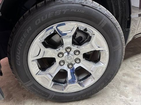 Used 2022 RAM 1500 Big Horn AWD/4WD image 28