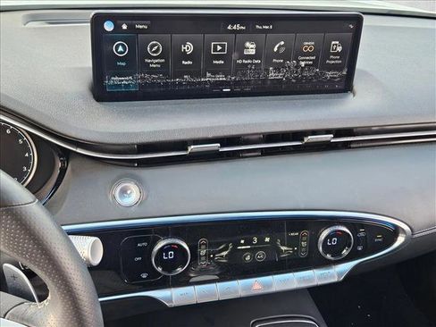 Used 2024 Genesis GV70 3.5T Sport image 14