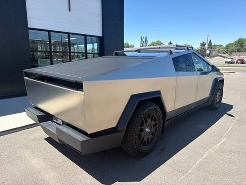 Used 2024 Tesla Cybertruck Cyberbeast AWD/4WD image 8