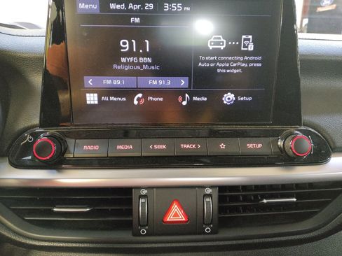 Used 2022 Kia Forte LXS w/ LXS Technology Package FWD image 25