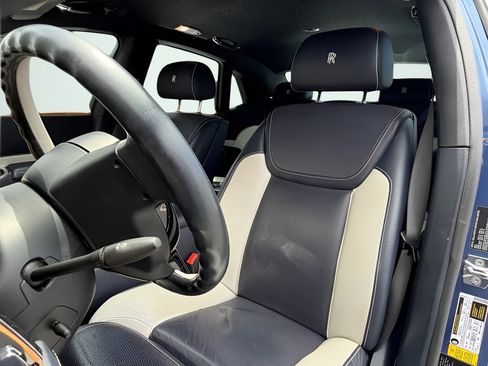 Used 2019 Rolls-Royce Ghost RWD image 11