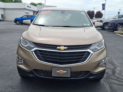 Used 2019 Chevrolet Equinox LT AWD/4WD image 2