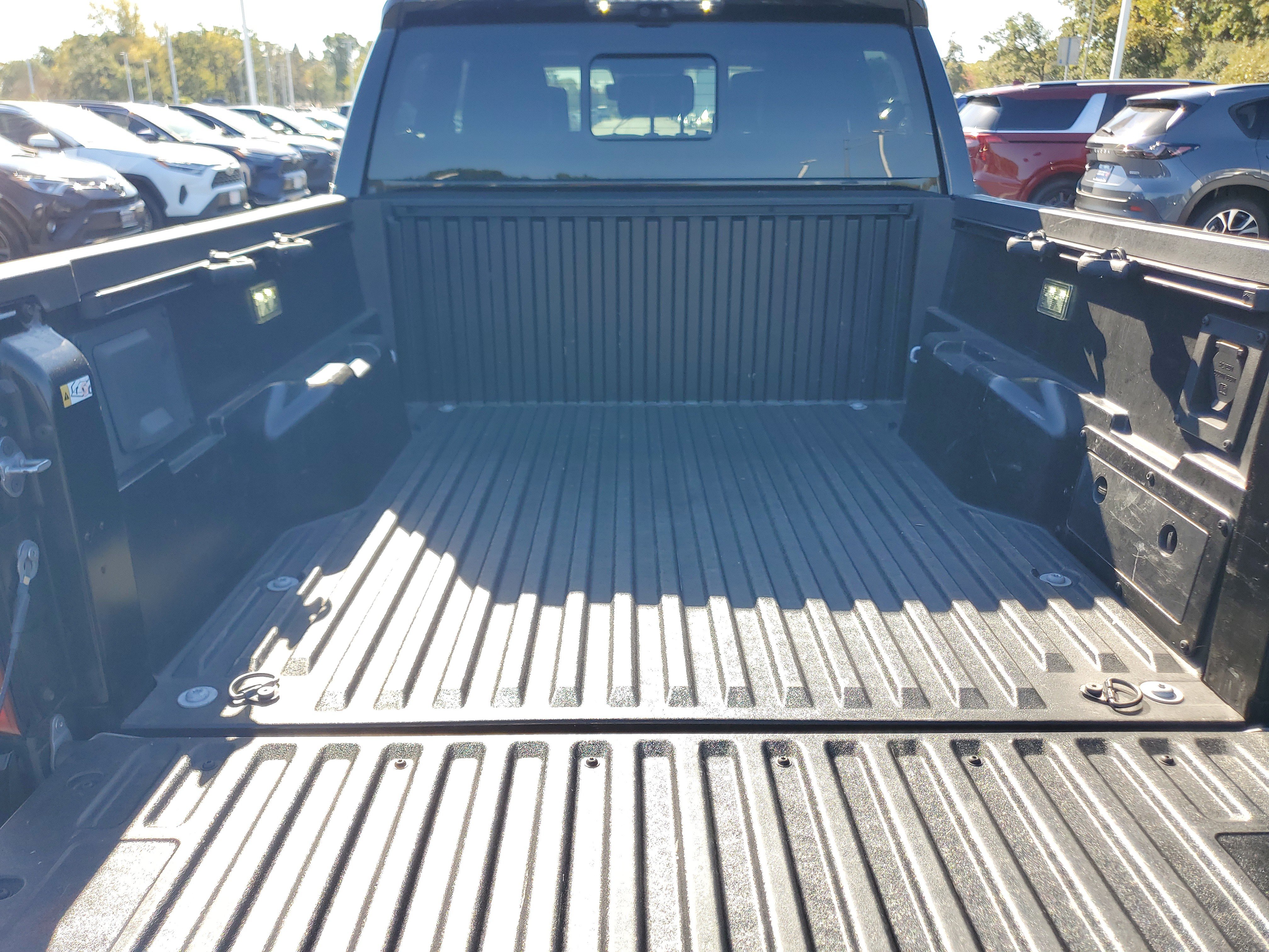 Certified 2025 Toyota Tacoma TRD Off-Road w/ TRD Off Road Premium Package AWD/4WD image 9