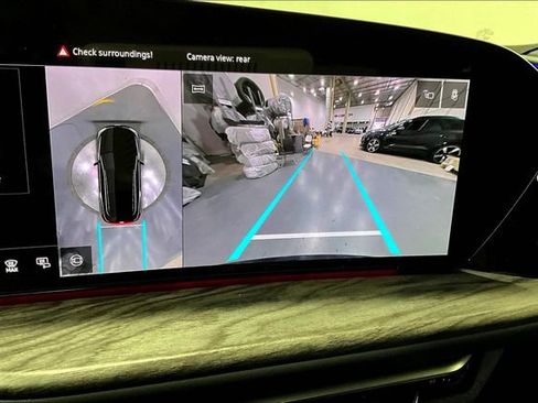 Used 2025 Audi Q5 Premium w/ Convenience Package image 22