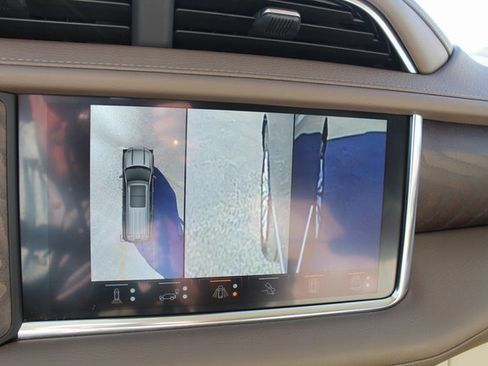 Used 2023 GMC Yukon Denali w/ Denali Reserve Package image 33