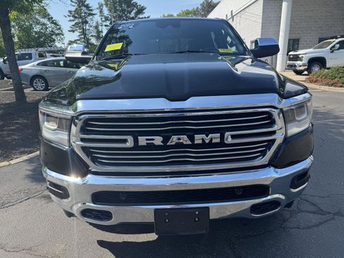 Used 2023 RAM 1500 Laramie AWD/4WD image 2