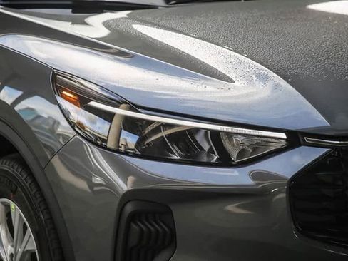 New 2024 Ford Escape Active w/ Tech Pack #2 FWD image 5