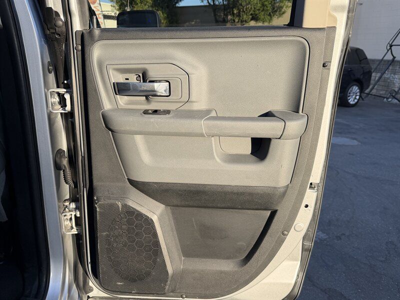 Used 2016 RAM 1500 Big Horn AWD/4WD image 35