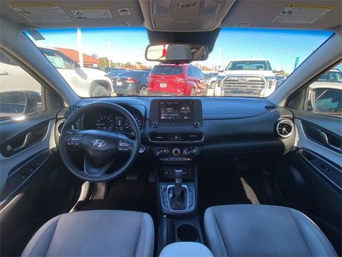 Used 2023 Hyundai Kona SEL image 17