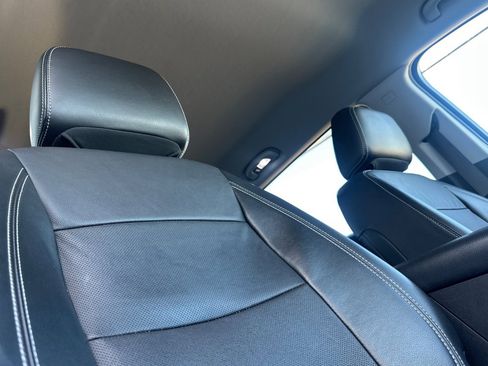 Used 2023 GMC Terrain SLT image 20