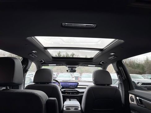 New 2026 Buick Enclave Avenir w/ Super Cruise Package image 21