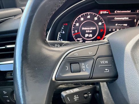 Used 2018 Audi Q7 3.0T Prestige w/ Prestige Package AWD/4WD image 24