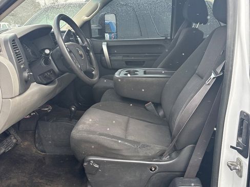Used 2011 Chevrolet Silverado 1500 LS image 9