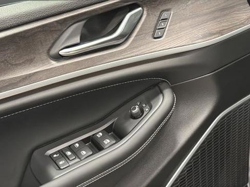 New 2026 Jeep Grand Cherokee Limited image 22