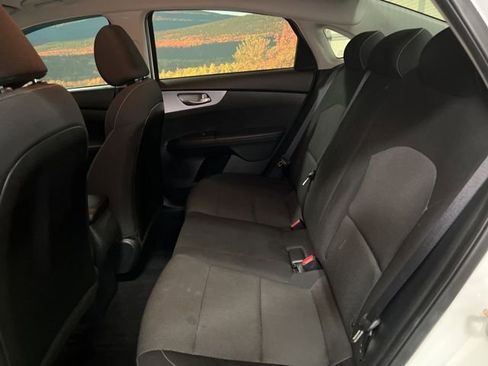 Used 2023 Kia Forte LXS w/ LXS Technology Package image 41