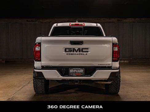Used 2025 GMC Canyon Denali AWD/4WD image 8
