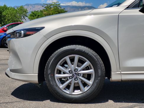 Used 2025 MAZDA CX-5 AWD 2.5 S w/ Preferred Package image 9